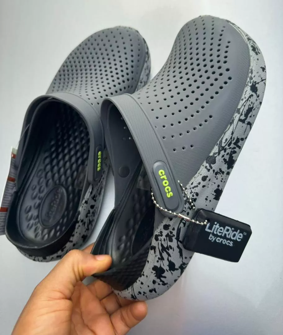 Crocs Black Classic Modern Literides Crocs Clogs