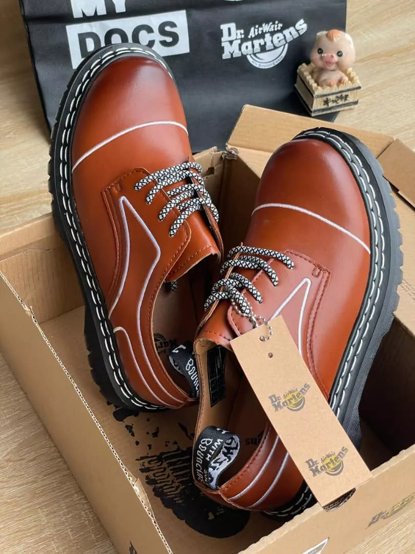 SALLY Unisex Boots