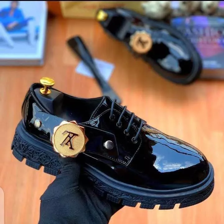 Louis Vuitton Derby Shoes