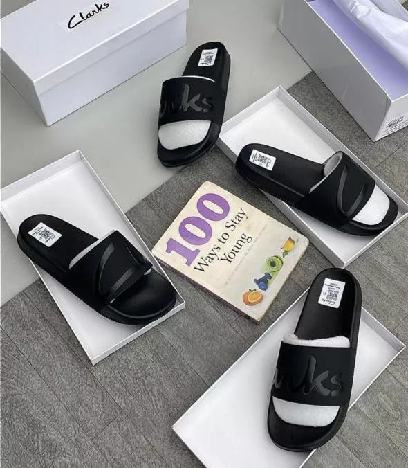 Clarks Toblin Slide