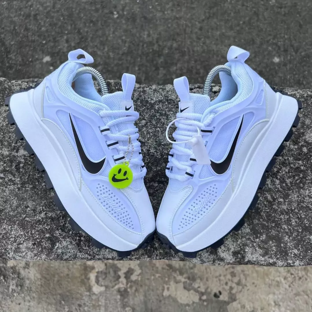 Nike Bailleli White and Black Sneakers