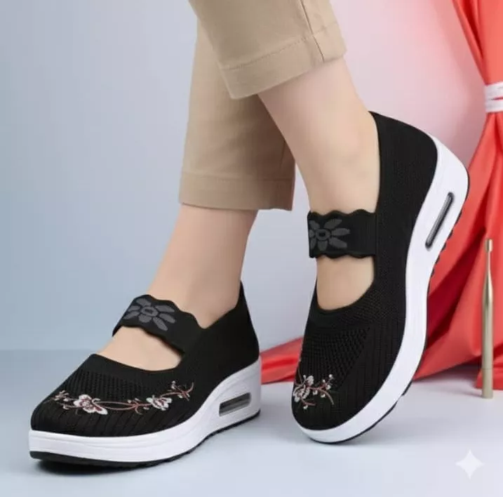 Women's Knitted Flats Black