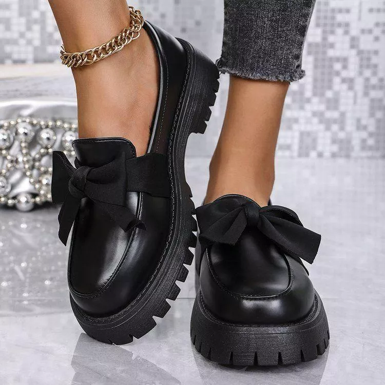 Bow PU Leather Round Toe Loafers Black