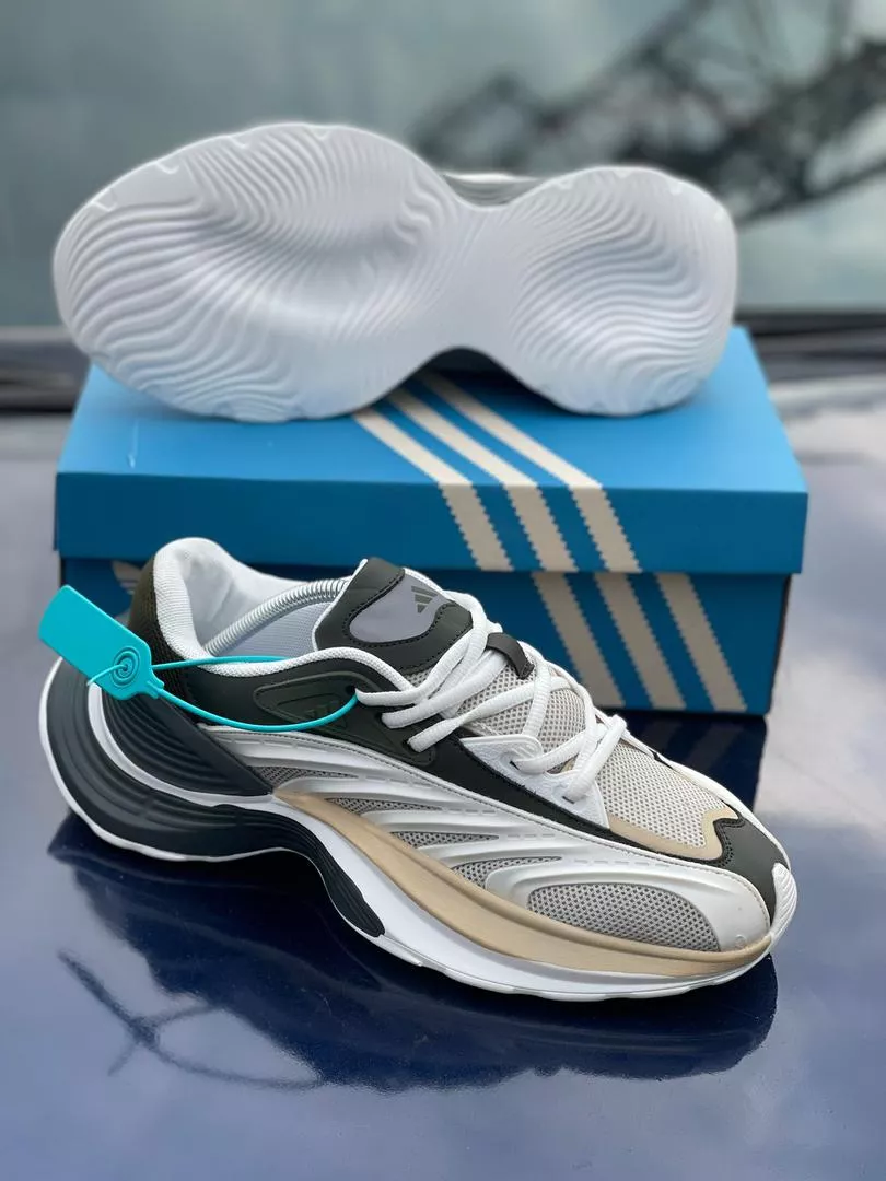 Adidas XLG Sneakers (Cloud White / Grey / Core Black)