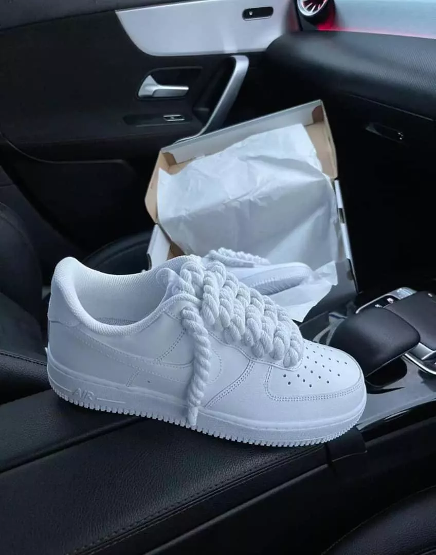 Nike Air Force 1