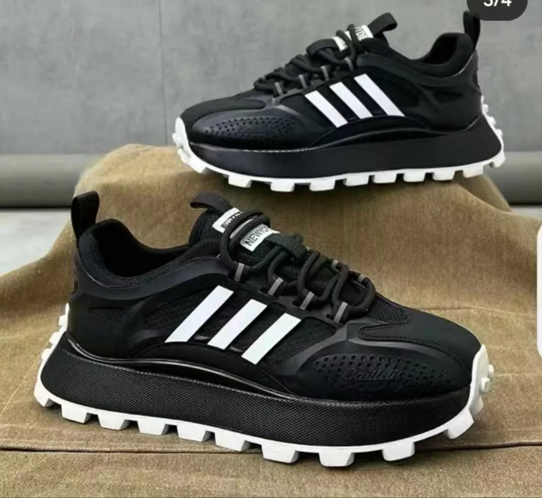 Bailleli Classic Black & White Chunky Sneaker