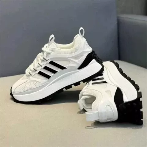 Bailleli Classic White & Black Sneaker